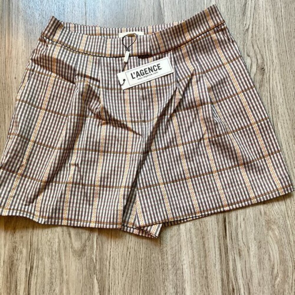 L'AGENCE Pleated Houndstooth Plaid Poly Satin Shorts in Chai Size 2 NWT